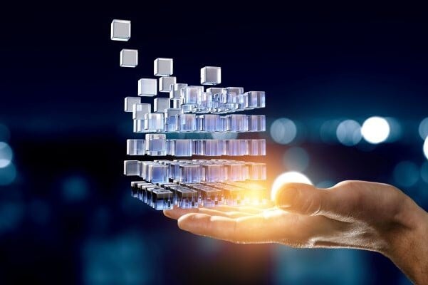 composable-clear-cubes-600x400